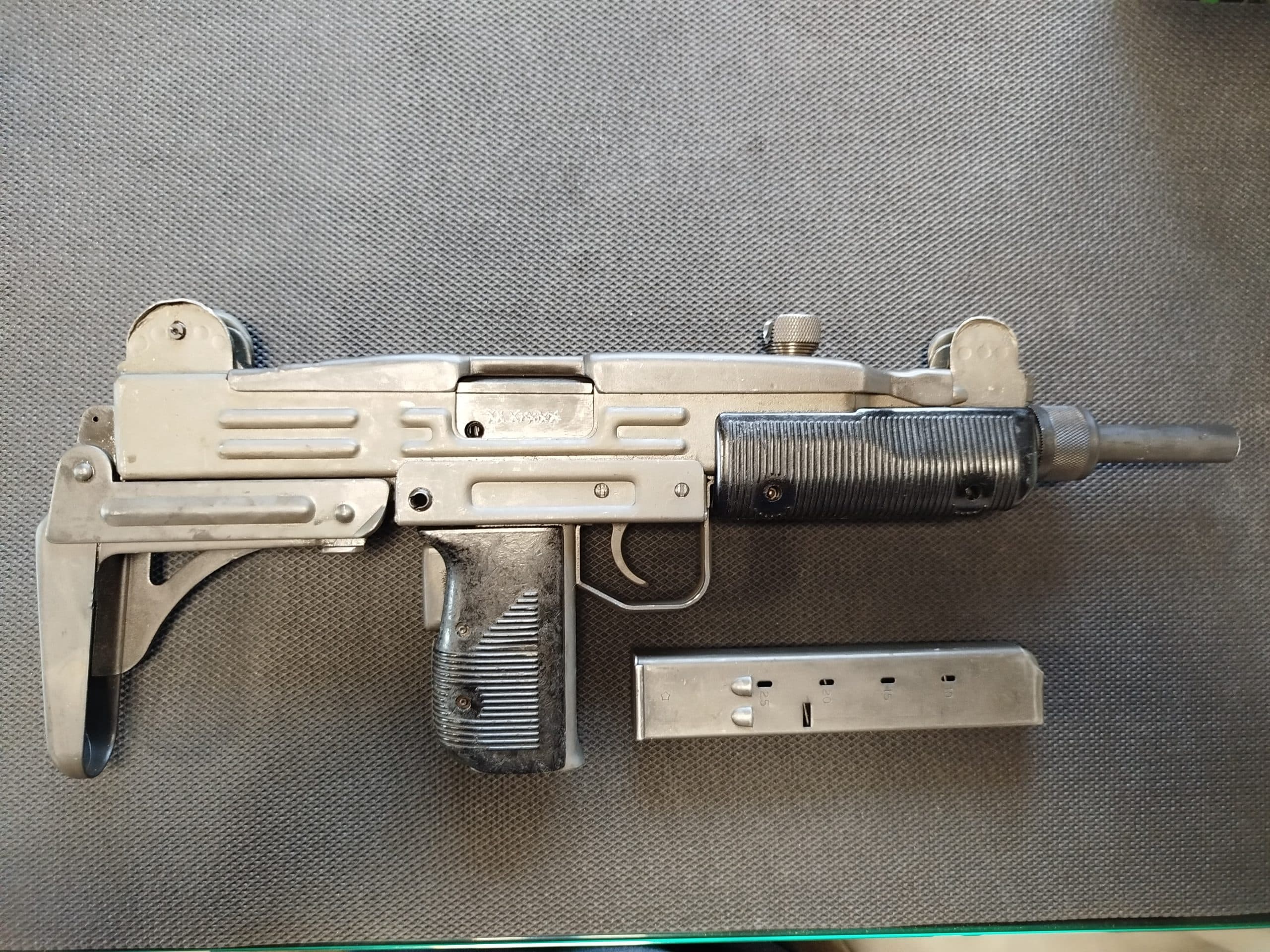 Pistolet maszynowy semi-auto IMI UZI, kal. 9x19mm Parabellum/Luger