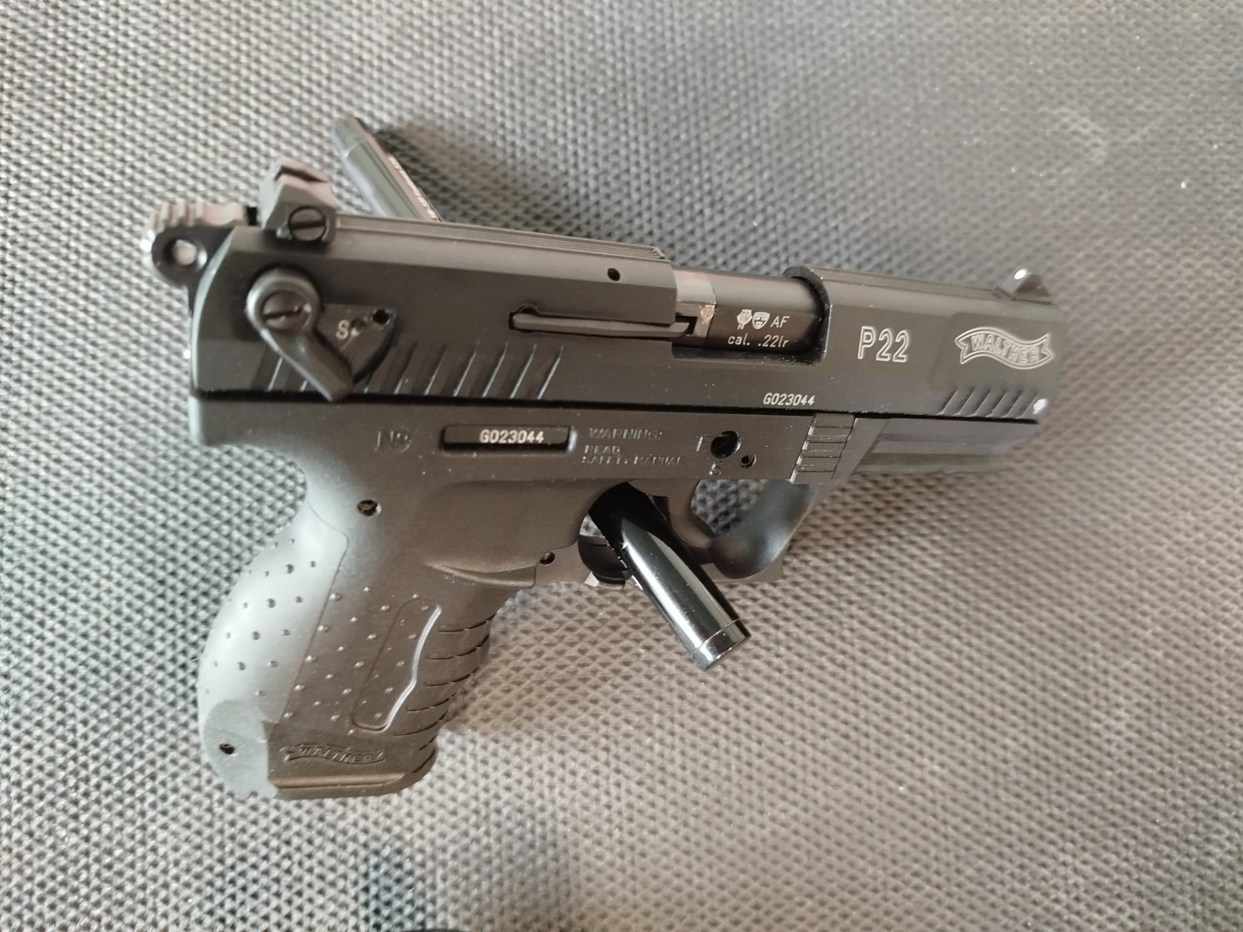 PISTOLET WALTHER P22 KAL.22LR
