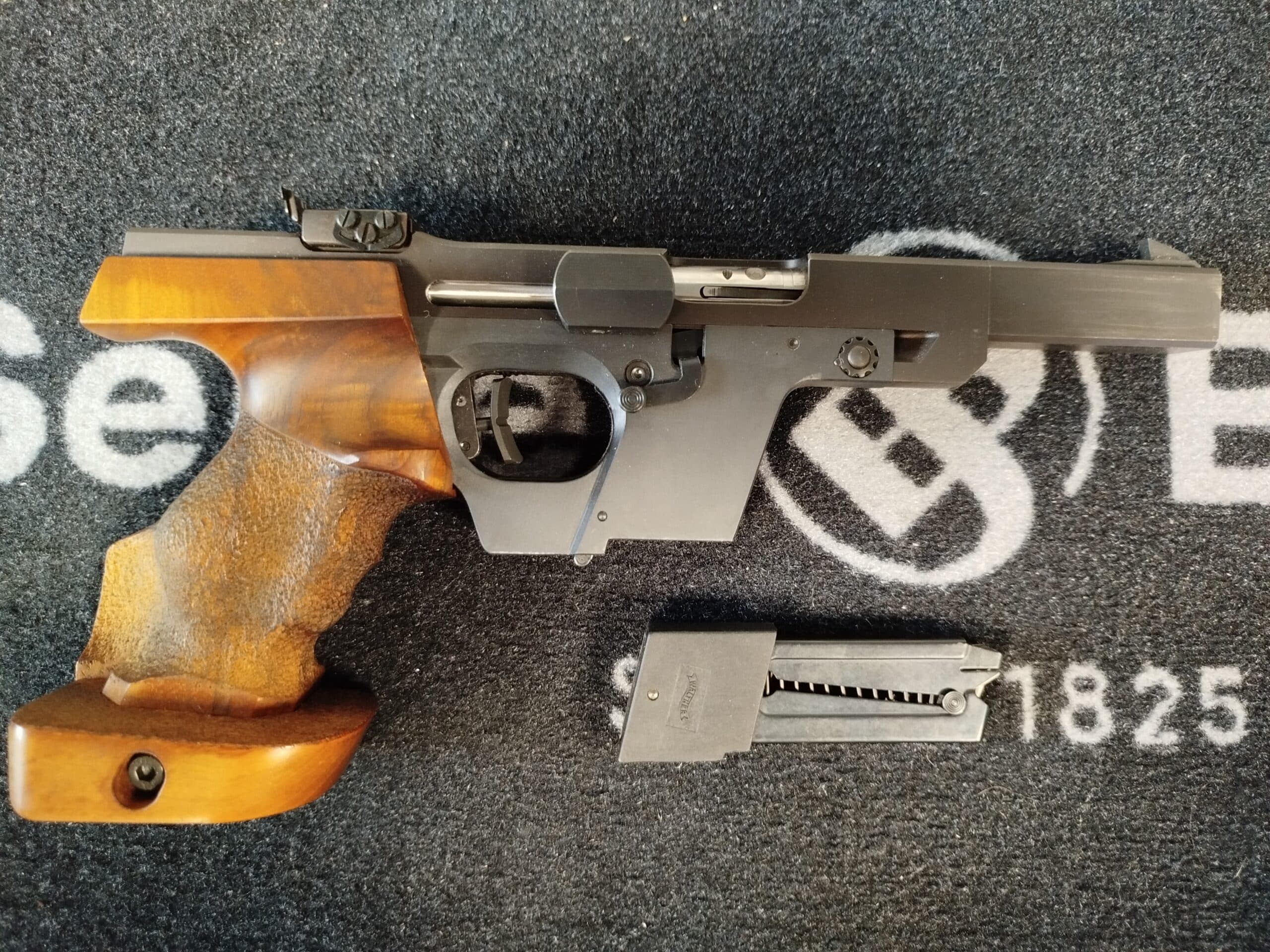 Pistolet Walther GSP kal.32 s&w jest dostępny również w kal.22lr
