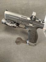 CZ P10F 0R + KOLIMATOR,LATARKA ,KABURA POD QLS,2 MAGAZYNKI POWIĘKSZONE - obrazek 2