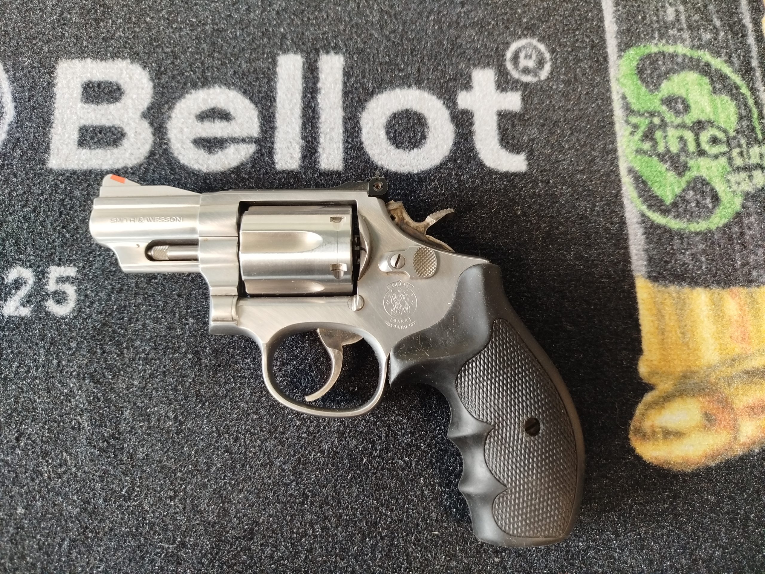 IMG_20260518_144144 Rewolwer Smith & Wesson Model 66-4 Kal. 357Mag 38spec 2,5" - obrazek 1