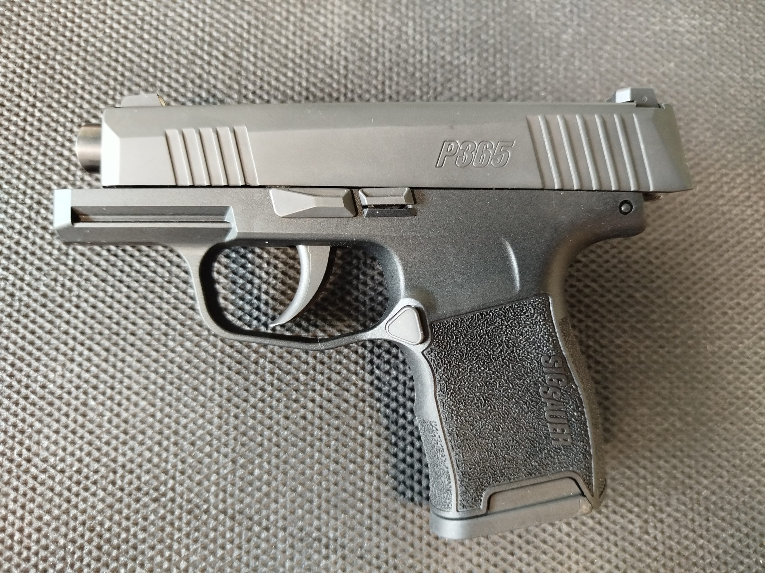 IMG_20260519_115653 PISTOLET SIG SAUER P365KAL.9X19 3,1" EVERYDAY CARRY - obrazek 1